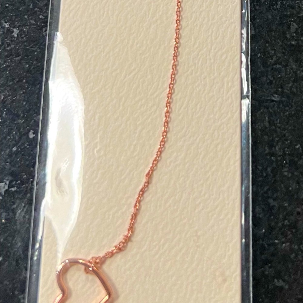 Gold dipped heart lanyard necklace! New!